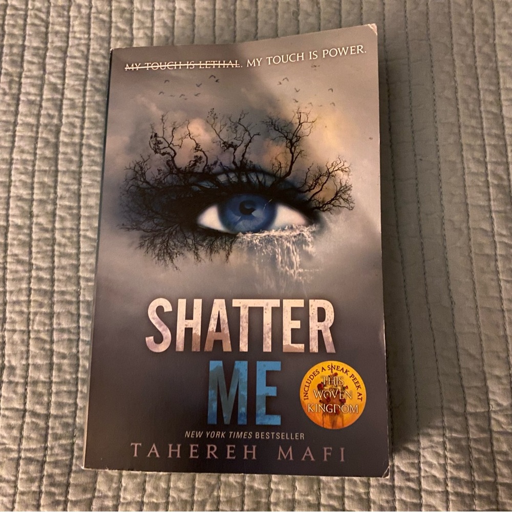 Harper Shatter Me Book - Blue and Black